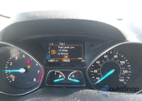 2019 Ford Escape S z USA, uszkodzony, nr VIN 1FMCU0F73KUB84816